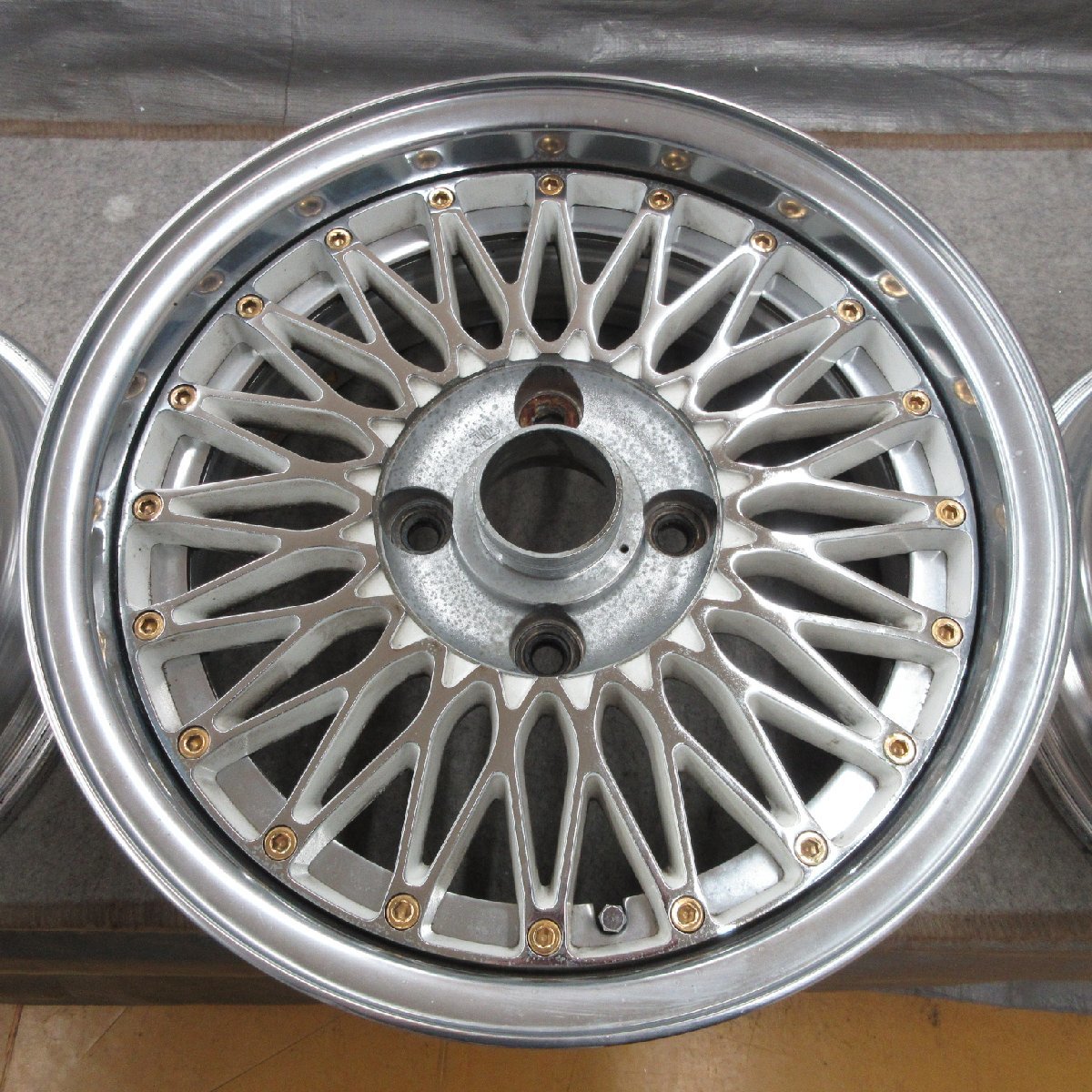 ◇送料無料 A2s◆ HOSHINO IMPUL ■ 15×6.5J+19 ■ 4H PCD114.3 ■ ハブ径φ75 ◇ ４本 ◇ メッシュ/ホワイト＆メッキ/リム ポリッシュ系_画像4