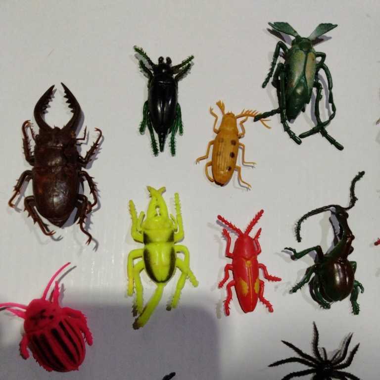 ゲテモノ 香港製 虫 爬虫類 トカゲ 昭和レトロ 宇宙人UFO ゲテモノ 香港製 虫 爬虫類 トカゲ 昭和レトロ 宇宙人UFO