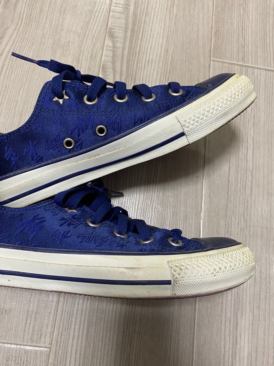 CONVERSE ジョジョの奇妙な冒険　空条承太郎スニーカー