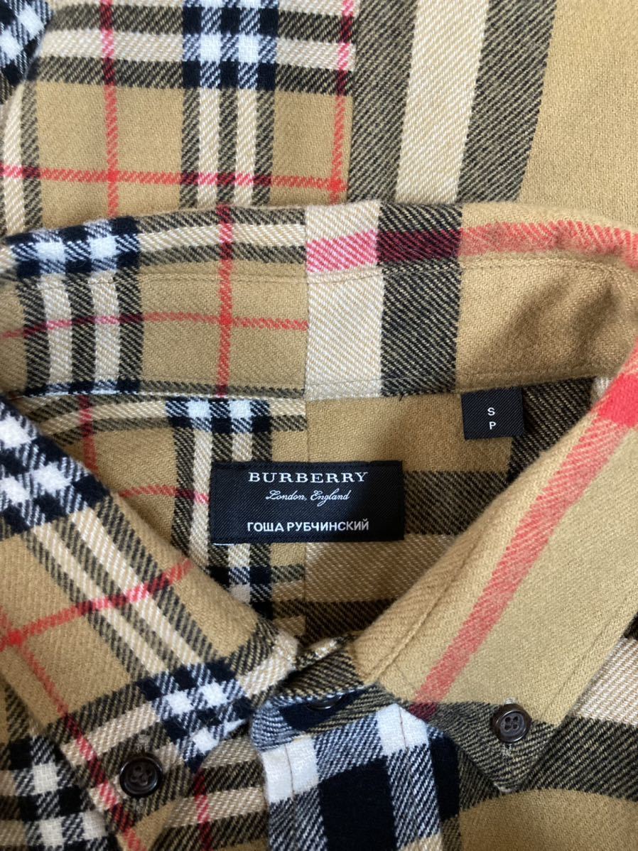 [ переговоры о снижении цены. вопрос .]BURBERRY×Gosha Rubchinskiy Burberry go- автомобиль Rav подбородок лыжи go- Chanel рубашка бежевый новый товар не использовался 