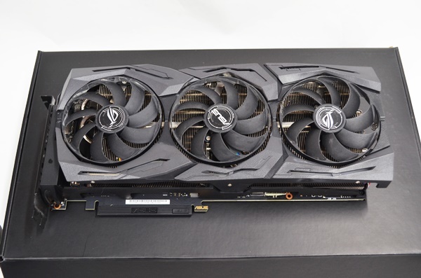良品 ASUS ROG-STRIX-RTX2080TI-O11G-GAMING グラフィックボード