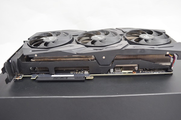 良品 ASUS ROG-STRIX-RTX2080TI-O11G-GAMING グラフィックボード