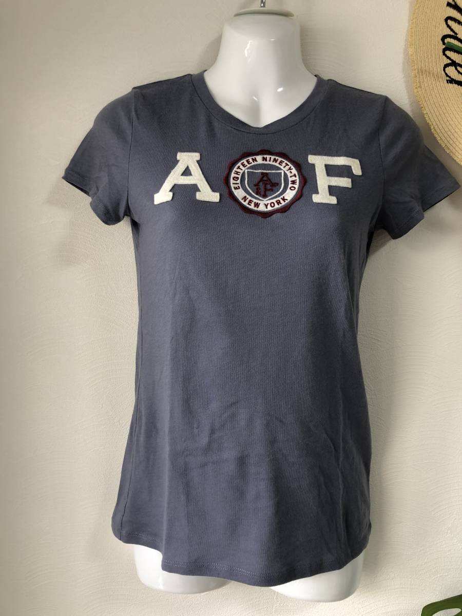 お値下げ！送料込！Abercrombie & Fitch　アバクロ　半袖Tシャツ　USED　美品