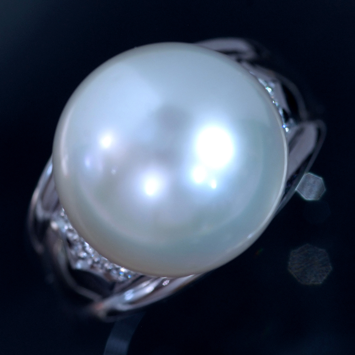F1628【TASAKI】タサキ 大粒南洋真珠１３．６０mm 天然絶品ダイヤ０．１３ct 最高級Pt900無垢リング S12号 重量14.0g