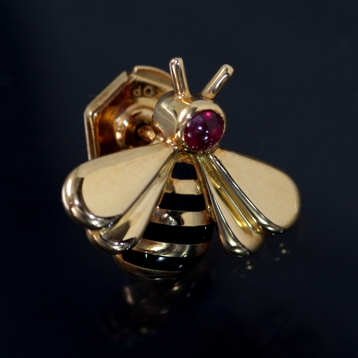F1559[Cartier 1847] Cartier пчела рубин эмаль высший класс 18 чистое золото галстук полная масса 2.72g ширина 14.5×16.7mm