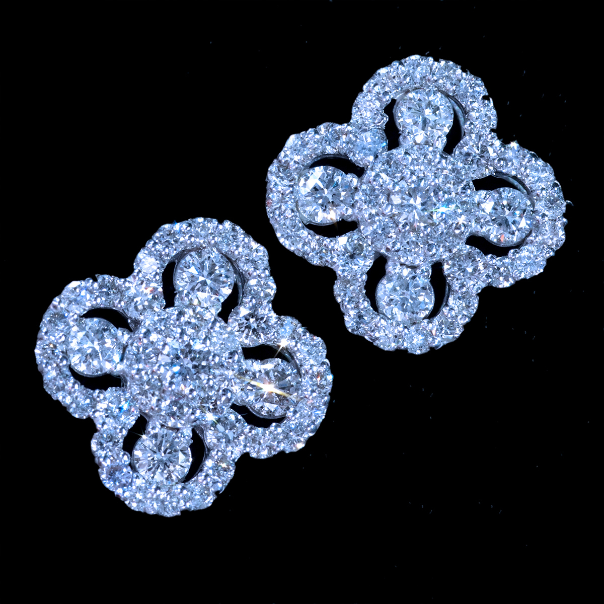 PE2527WG Clover Diamond Earrings 天然上質ダイヤ1.00ct 最高級18