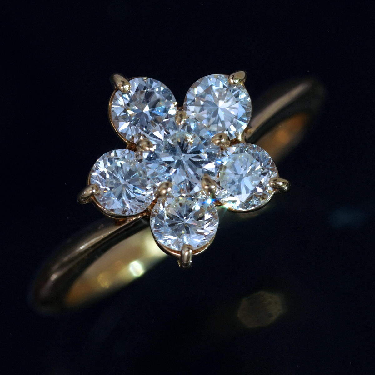 F1760【Flower】天然大粒絶品ダイヤモンド１．１０ct 最高級18金無垢リング サイズ10.5号 重量3.50g 縦幅10.3mm_画像1