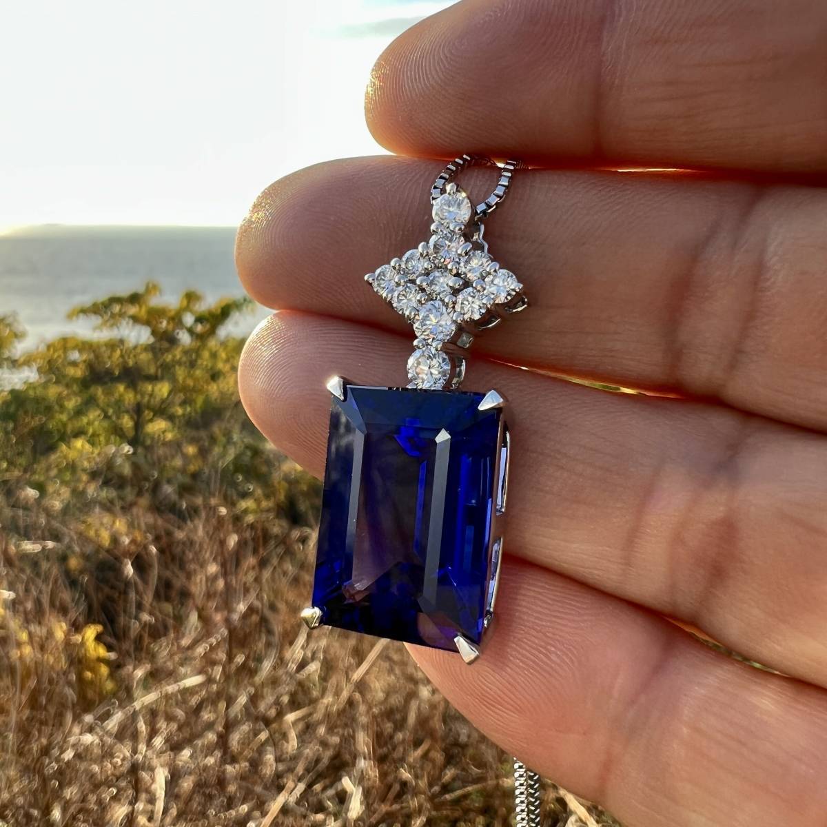 爆買い新作 ヤフオク! - F2772 逸品大粒タンザナイト20.27ct 大粒