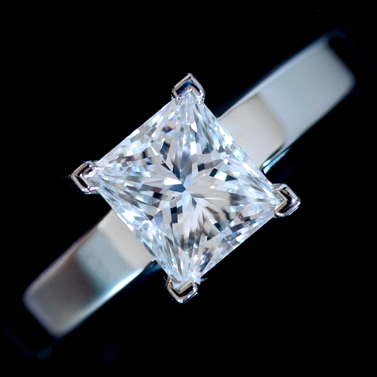 E8524【Cartier】カルティエ 大粒絶品天然ダイヤモンド１．１５ct E VS1 最高級Pt950無垢セレブリティリング サイズ7号 重量7.60g 縦幅7.0_画像1