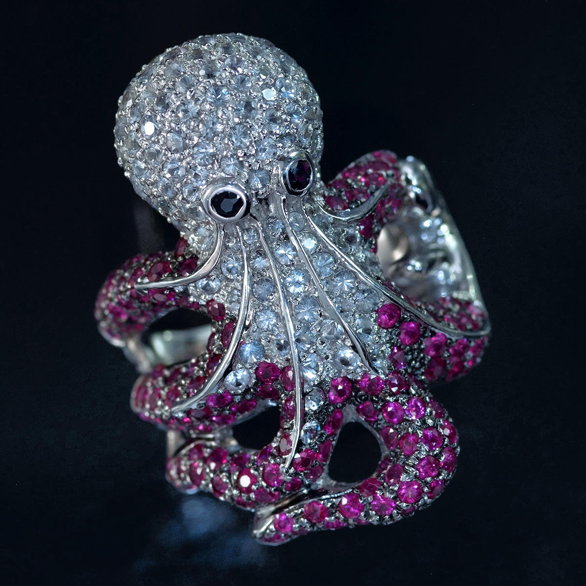 2022人気の ルビー８．５０ct F2258【octopus】蛸 ホワイトサファイア