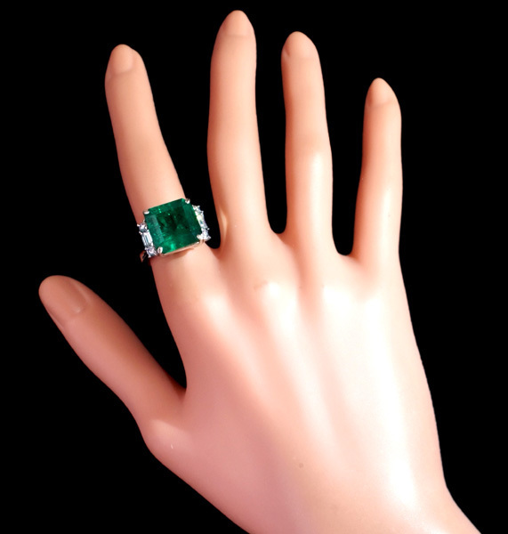 40249 excellent article large grain Colombia production emerald 10.68ct rarity diamond 1.061ct top class Pt900 purity Celeb liti ring 