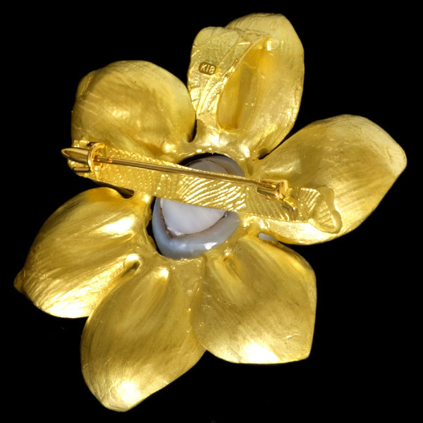 A5830【Flower】美しい大粒南洋真珠１６．７mm 最高級18金無垢ビックブローチ・ペンダントトップ_画像2