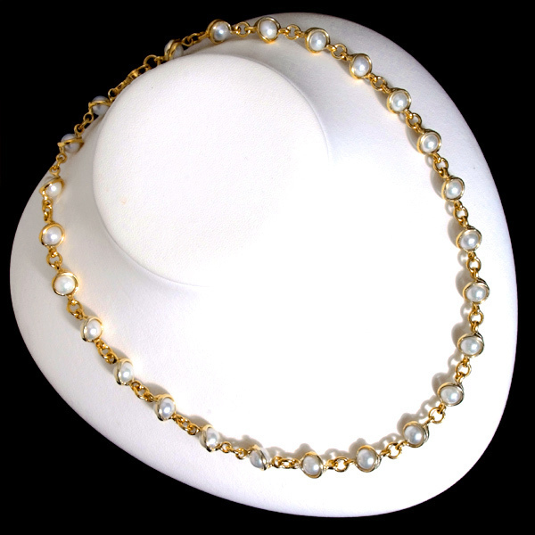 A9347【pomellato】ポメラート 美しいアコヤ真珠６．８mm 最高級18金無垢セレブリティネックレス_画像2