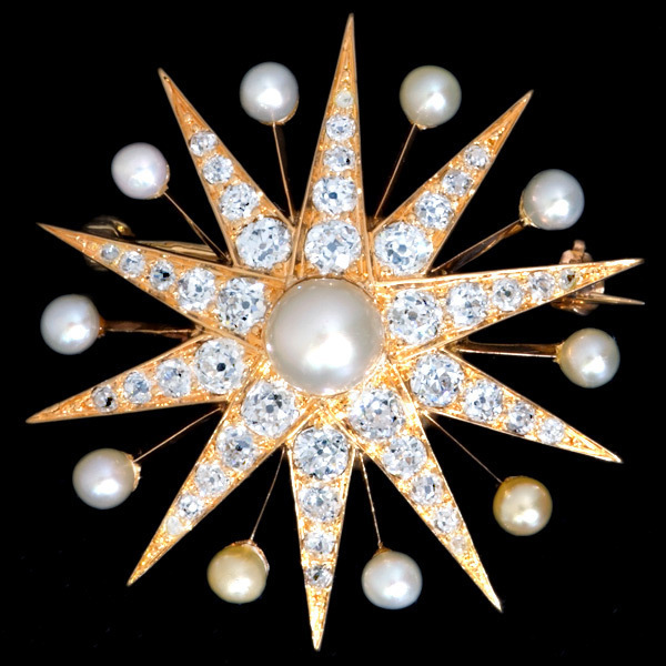 B2995 希少天然本真珠６．０～３．０mm 天然絶品ダイヤモンド 最高級18金無垢アンティークブローチ