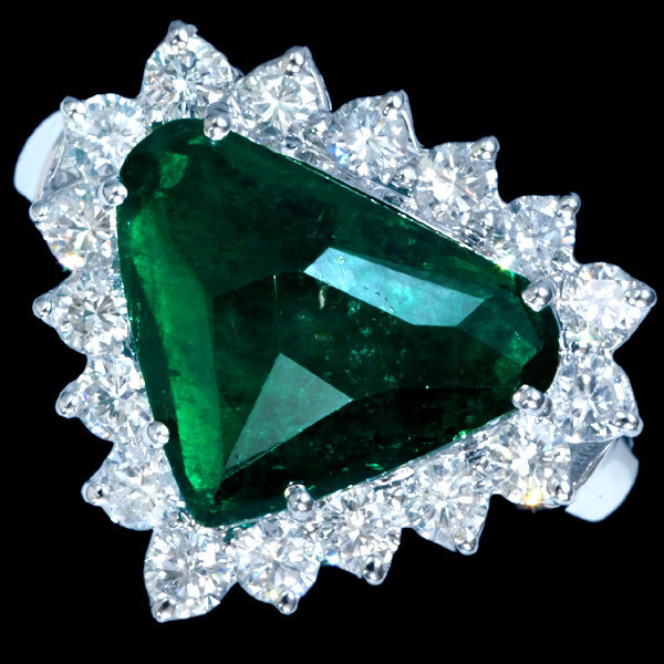 B6919 美しいエメラルド３．９４ct 天然上質ダイヤモンド１．０８ct 最 