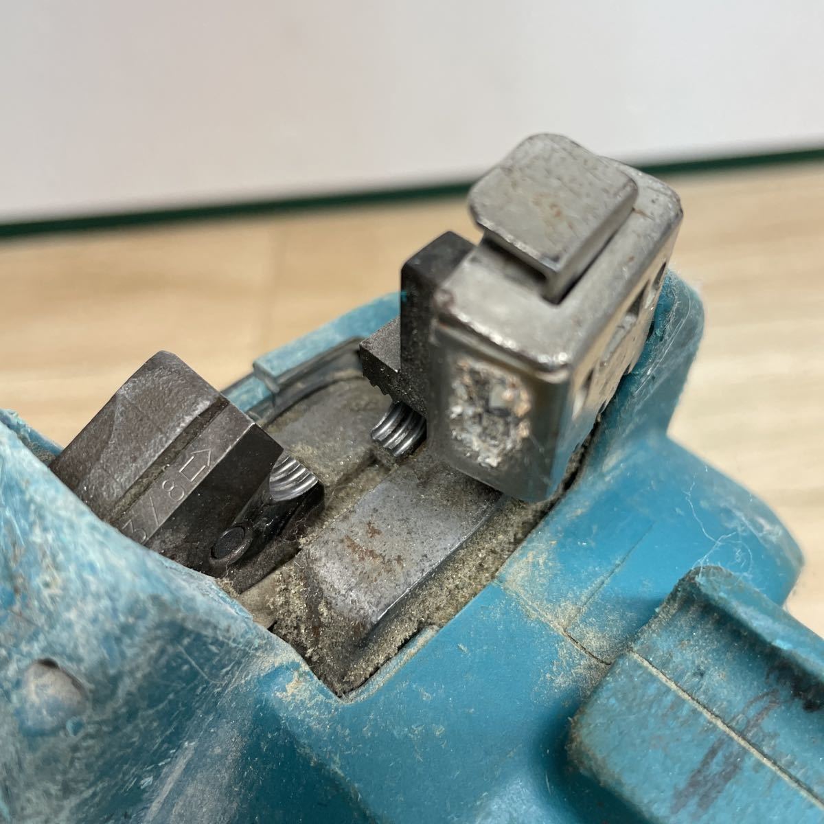マキタ makita 14.4V 充電式全ネジカッタ SC101D 現状品