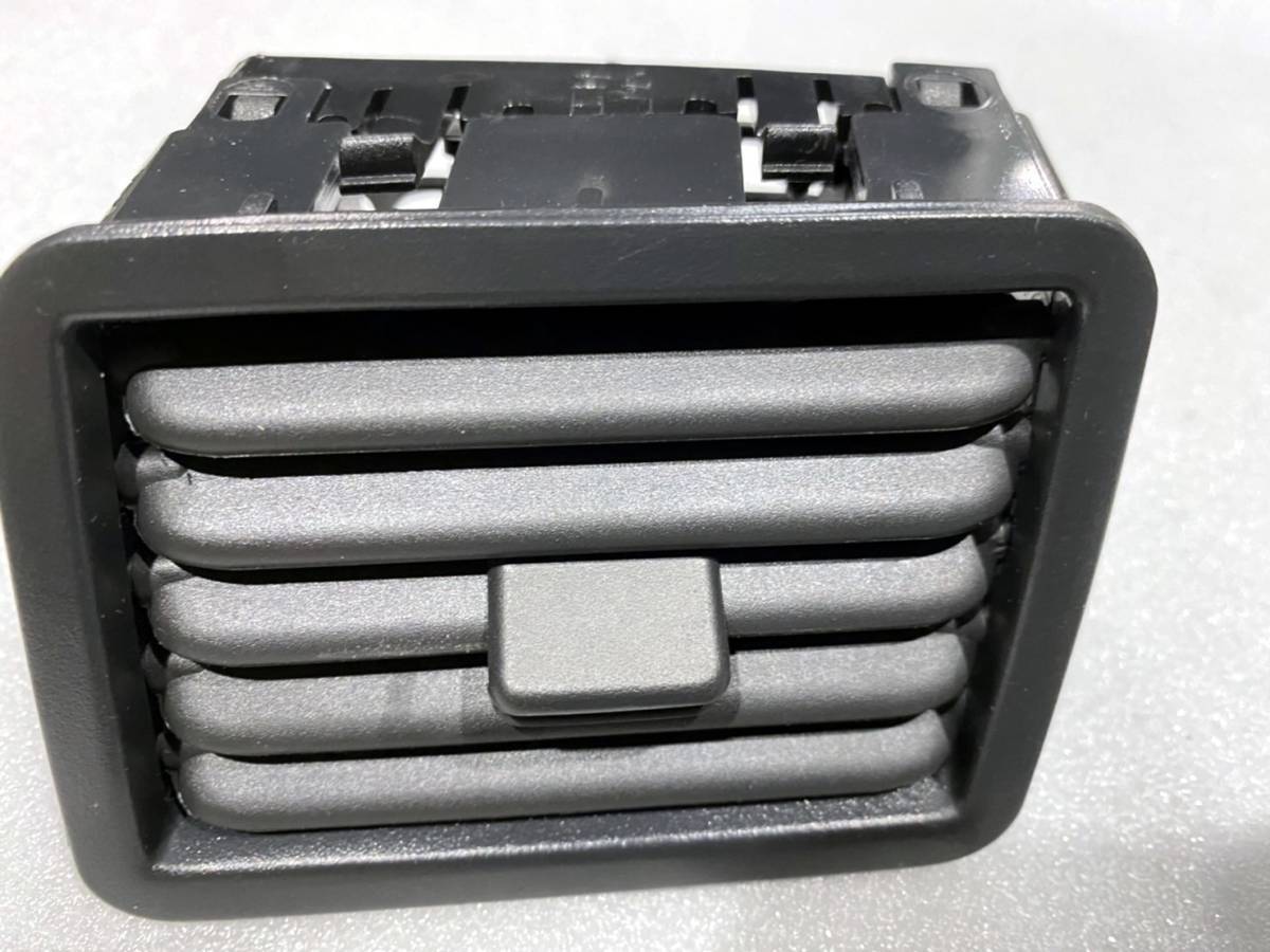 新品 未使用品! 日産 Y31 シーマ エアコン吹き出し口 グリル