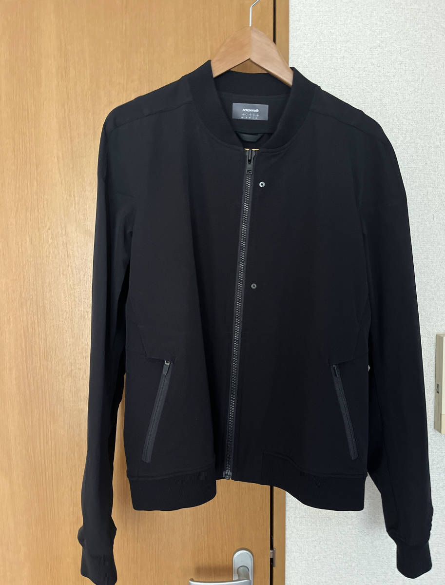 包装無料/送料無料 J90-DS acronym オリーブグリーン 美品 j90-ds S
