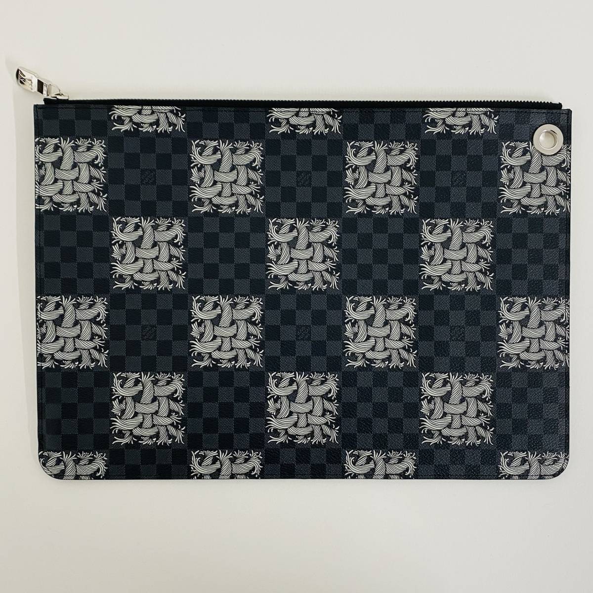 新品未使用 LOUIS VUITTON ルイヴィトン ダミエグラフィット ポシェットジュール GM クラッチバッグ F719_画像1