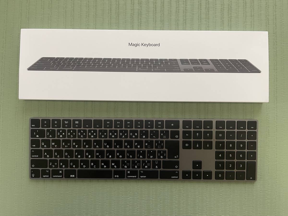 Apple 純正 Magic Keyboard マジックキーボード A1843 MRMH2J/A スペースグレイ 日本語 テンキー付 動作品・美品  付属品あり