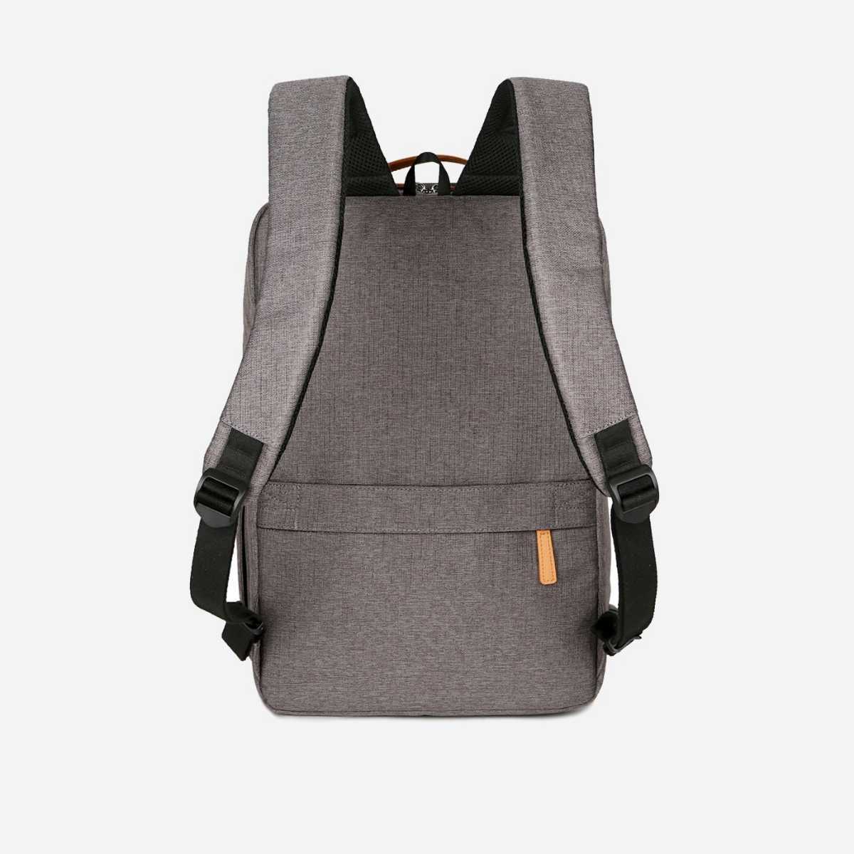 新品・未使用】Nordace Siena 軽量デイリーバックパック ブラック