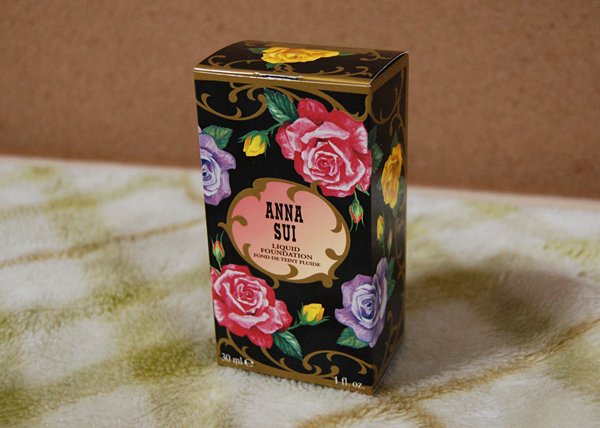 ANNA 買物 SUI リキッドファンデーションのバラ柄の箱 【51%OFF!】 アナスイ
