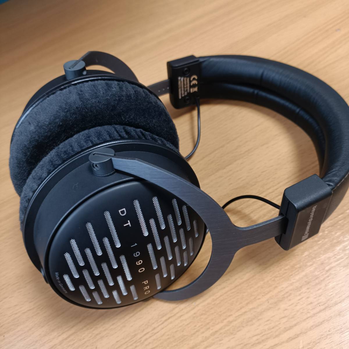 Beyerdynamic DT 1990PRO モニターヘッドフォン ヘッドフォン