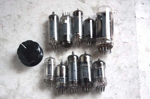  vacuum tube complete set inspection vacuum tube radio vacuum tube tv tube amplifier National Matsushita electro- vessel Showa Retro Cafe interior Toshiba Fujitsu zenelaru Mazda Mitsubishi Victor 