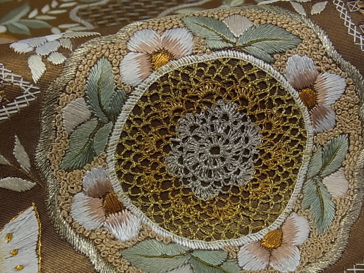 着物屋こころ 極上 六通柄袋帯 中国三大刺繍 汕頭刺繍 スワトウ刺繍 総刺繍 幻繍箔 花蝶文 金糸 正絹 逸品 jd2456