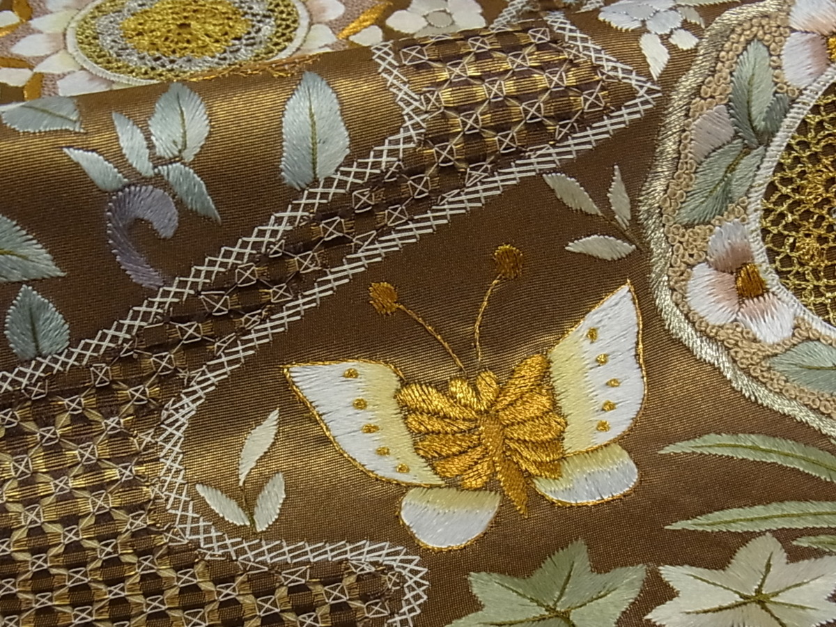 着物屋こころ 極上 六通柄袋帯 中国三大刺繍 汕頭刺繍 スワトウ刺繍 総刺繍 幻繍箔 花蝶文 金糸 正絹 逸品 jd2456