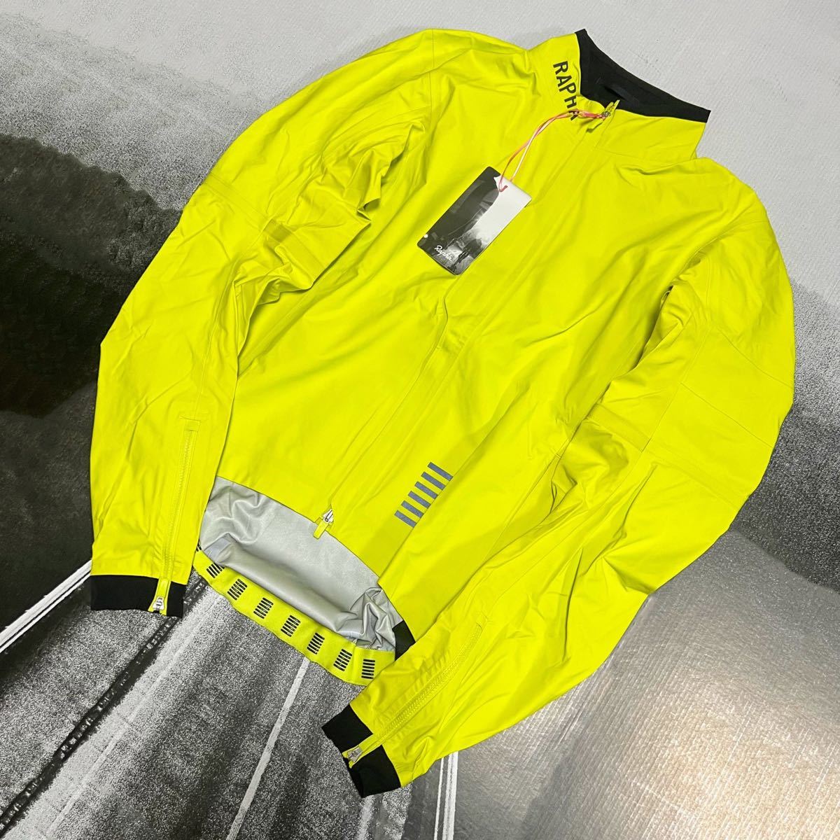 新品 Rapha Pro Team Race Cape XSサイズ イエロー|Yahoo 新品 Rapha Pro Team Race Cape XSサイズ イエロー|Yahoo