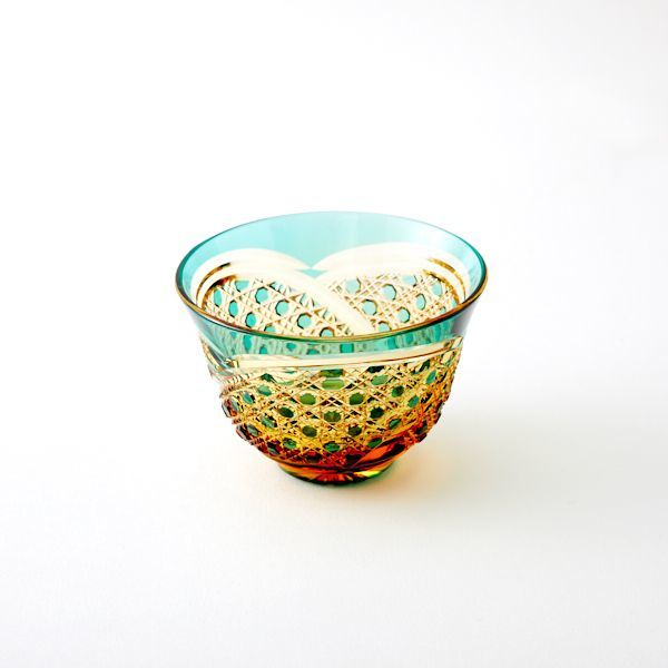 送料無料 江戸切子アンバークリスタル冷茶グラス（緑）籠目デザイン 伝統工芸品 切子グラス（323）_画像1