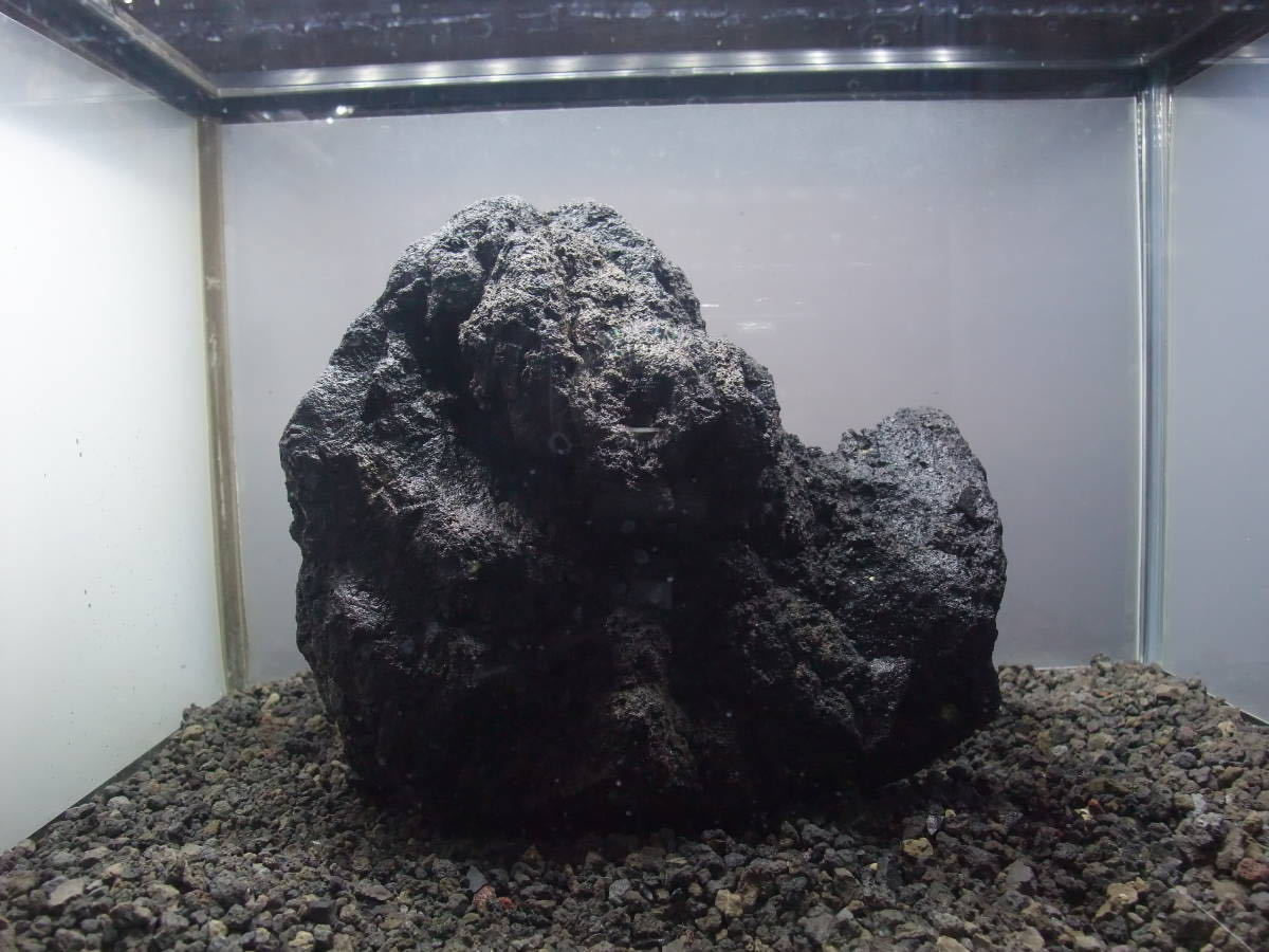 . mountain stone 4 mountain type natural . rock water plants pot aquarium ....wabisabi water .suikei suiseki st suiseki aquarium layout 