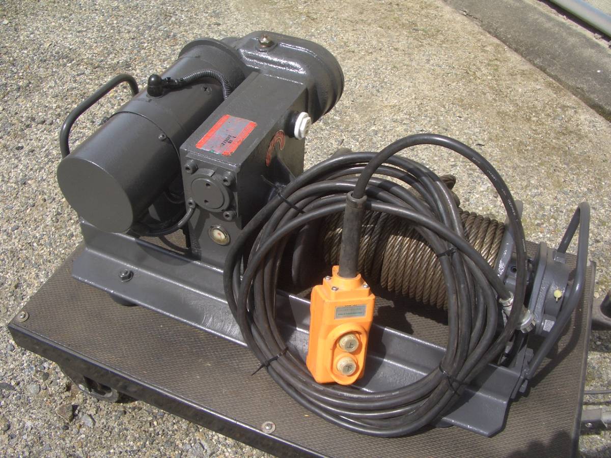  electric hydraulic winch 12V secondhand goods 