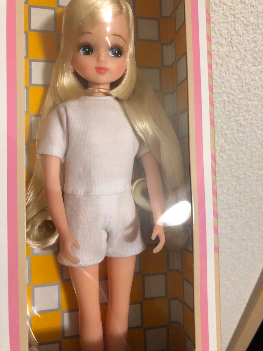 新品 即納 2022年度版 No.12614 神戸三宮アイコンモデル リカちゃん