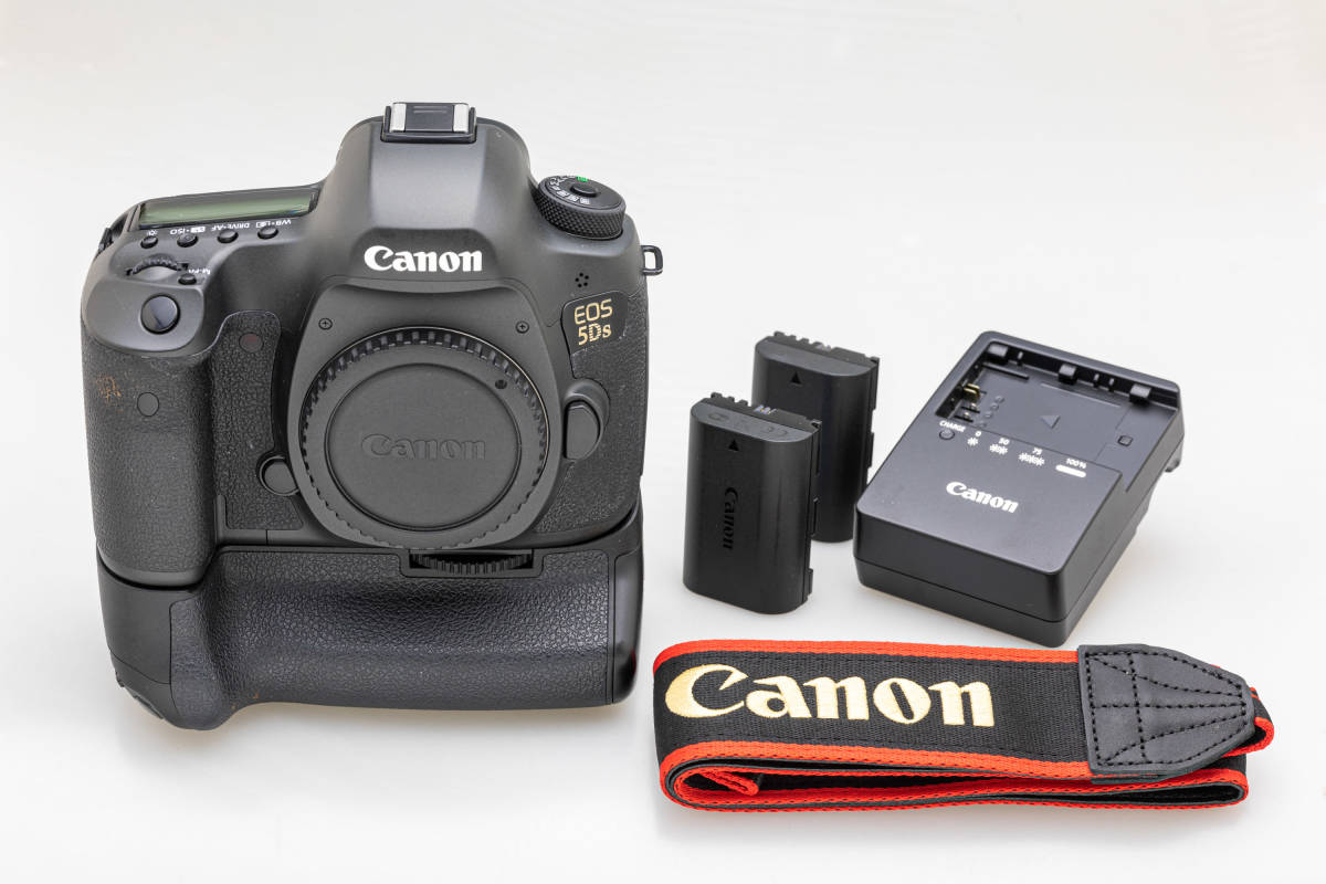 キヤノン EOS 5Ds ボディ+ バッテリー2個 キヤノン EOS 5Ds ボディ+ バッテリー2個