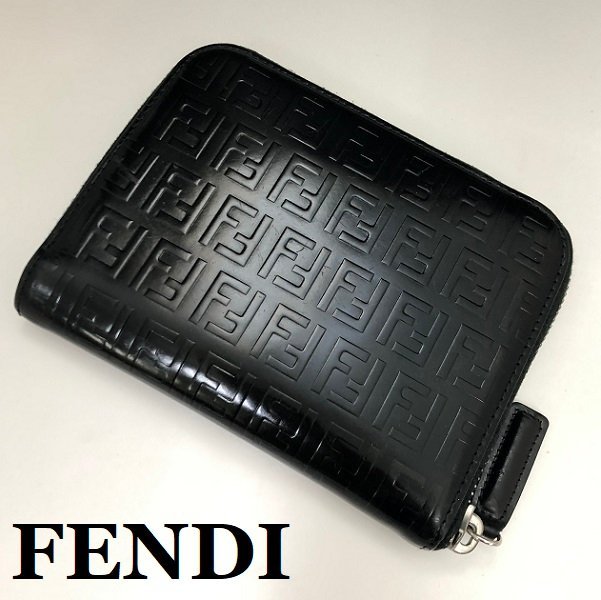 FENDI フェンディ ズッカ柄 エナメル ラウンドジップ 財布 二 FENDI フェンディ ズッカ柄 エナメル ラウンドジップ 財布 二