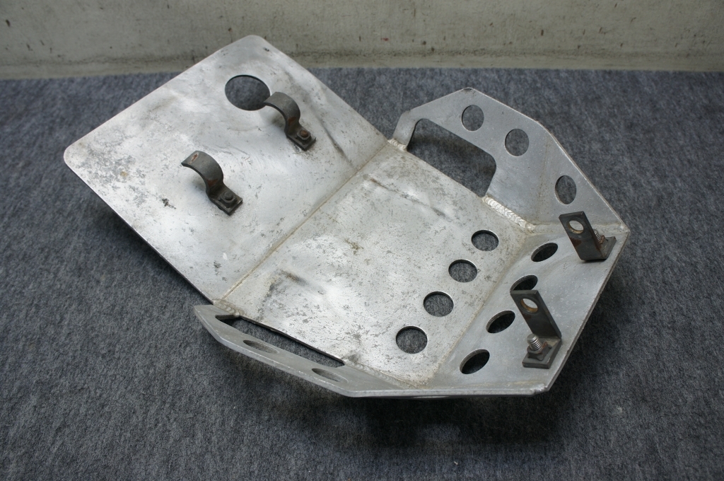 DR650SE用アンダーガード(スキッドプレート)【未使用品】-