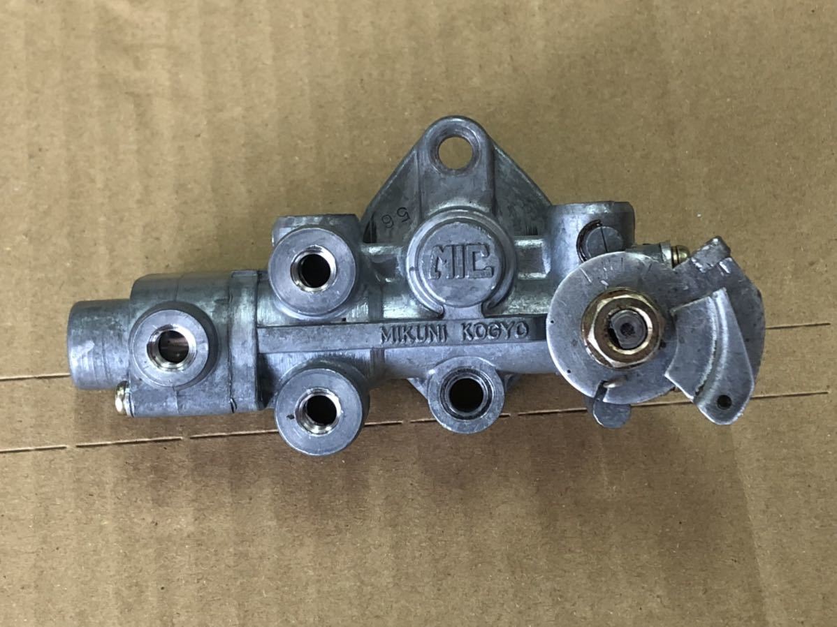 500ss H1 KH500 h1B オイルポンプ カワサキ Vリング Oリング オイルシール 全ゴム類 交換済み リビルド 当時物 マッハ エグリ エンジン