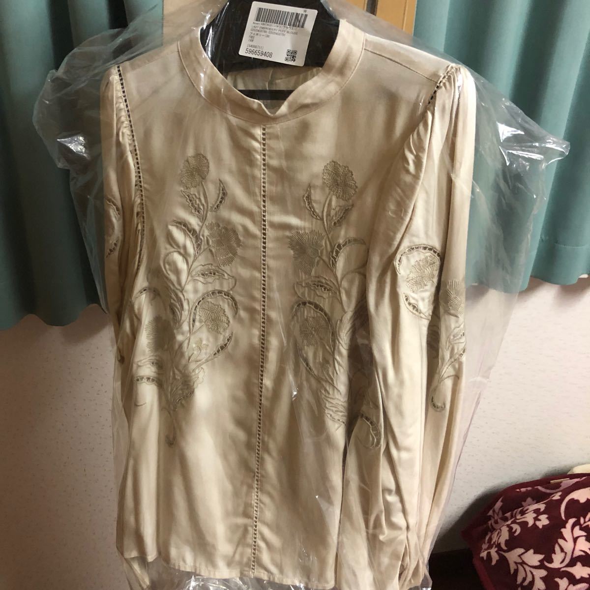 AMERI VINTAGE LADY EMBROIDERY PUFF BLOUSE アイボリー | contifarma.pe
