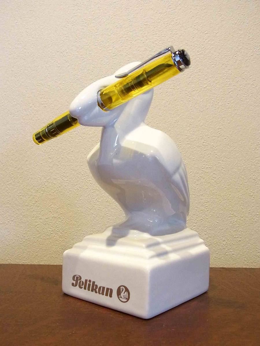 非売品 ペリカン Pelikan ペンスタンド 陶器製 kasturbagandhicollege