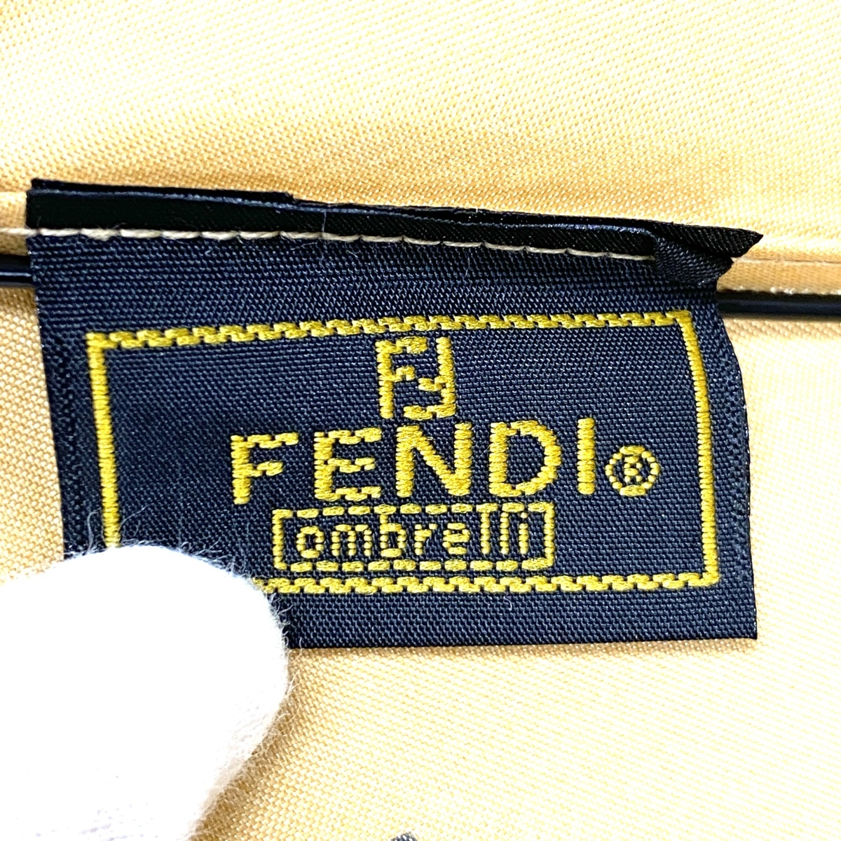 良品】FENDI フェンディ 傘 アンブレラ 折りたたみ傘 イエロー 晴雨