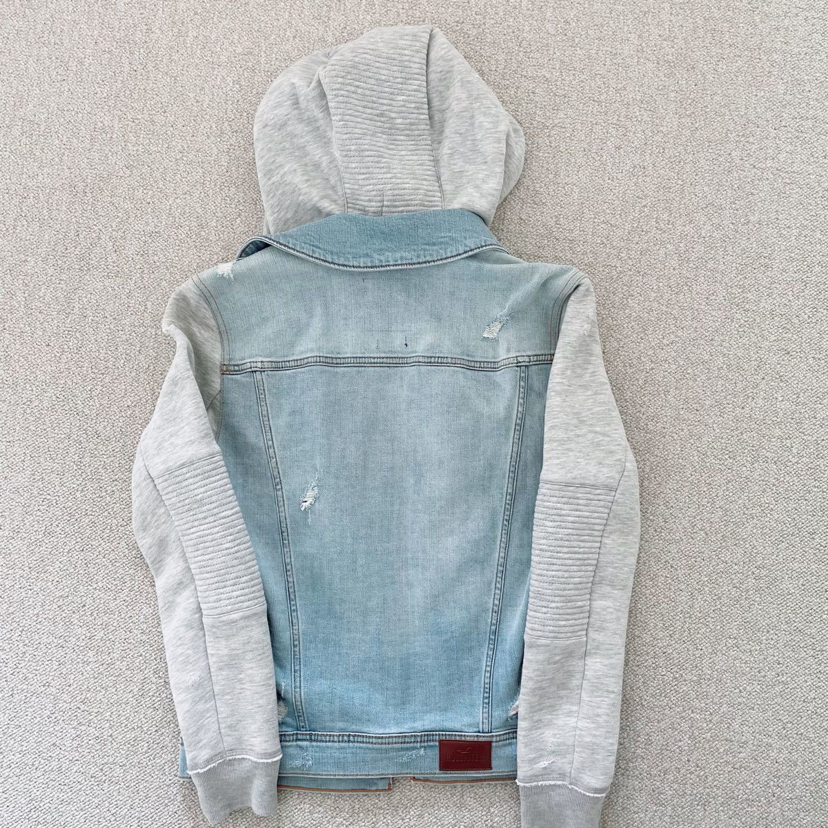 ホリスター HOLLISTER フード付き 切り替え デニムジャケット G ホリスター HOLLISTER フード付き 切り替え デニムジャケット G