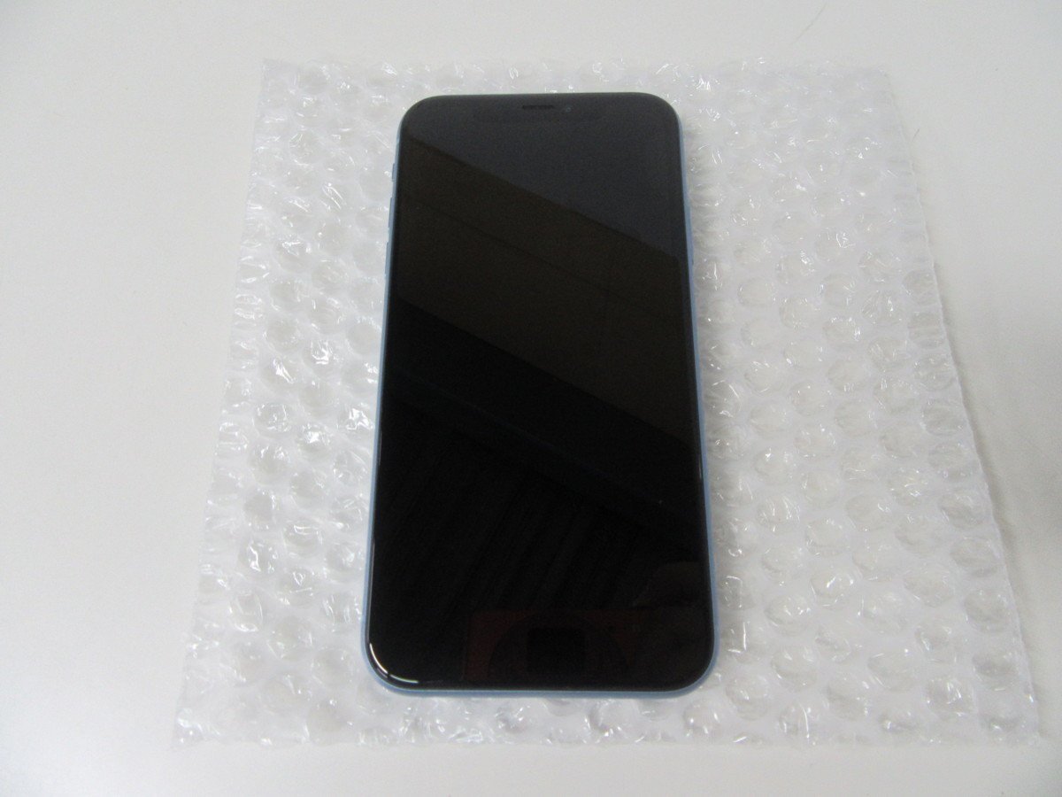 インショップ iPhone XR Black 64 GB au【本体のみ】 スマートフォン本体