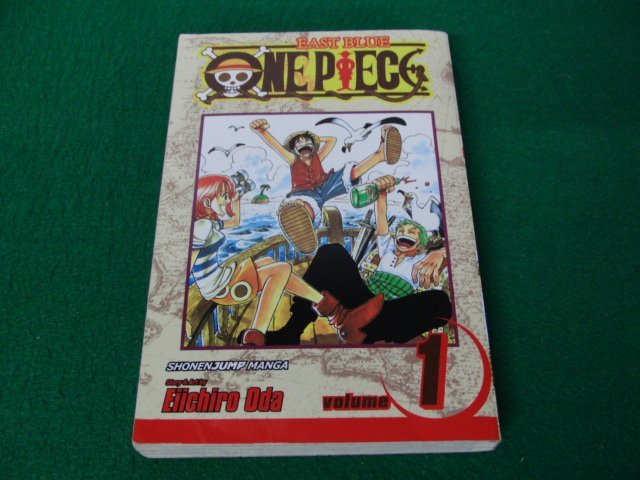 One Piece ワンピース 1巻 英語版 尾田栄一郎 表紙 裏表紙に折れあり 少年 売買されたオークション情報 Yahooの商品情報をアーカイブ公開 オークファン Aucfan Com