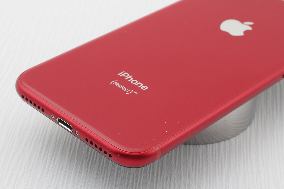 ☆美品☆iPhone8 64GB SV シムフリー 大容量新品BT100%117 - 通販