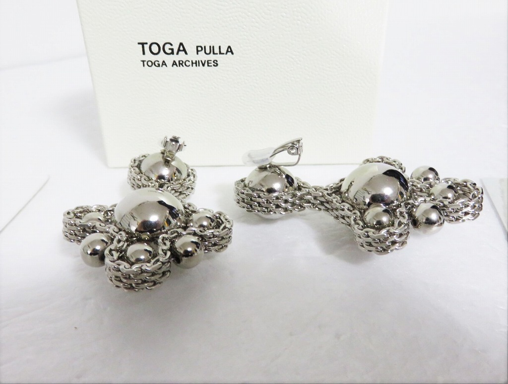 送料無料 定価1.3万 新品 TOGA PULLA Clover earrings シルバー 日本製 トーガ プルラ イヤリング_画像3