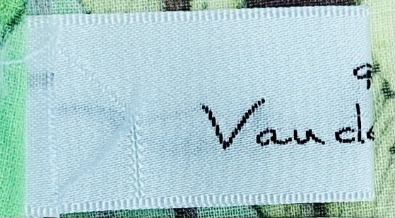 新品同様 ほぼ未使用 極美品 Vau de ville フレアスカート プリーツスカート ミモレ丈 柄 ボタニカル カラフル 日本製 かわいい 個性的_画像4