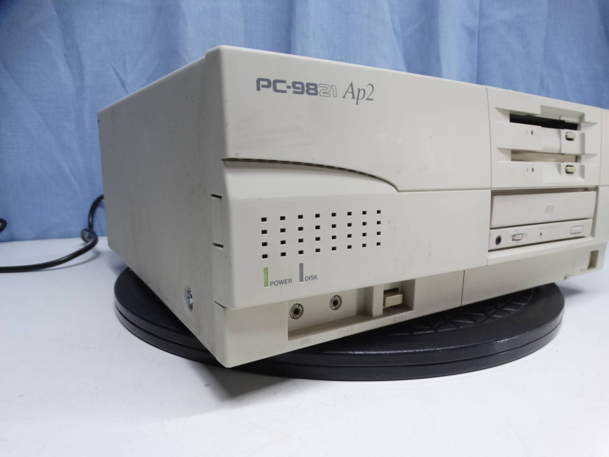 T5624 98シリーズ / NEC / パーソナルコンピューター PC-9821AP2/C9T 通電確認 ジャンク_画像3