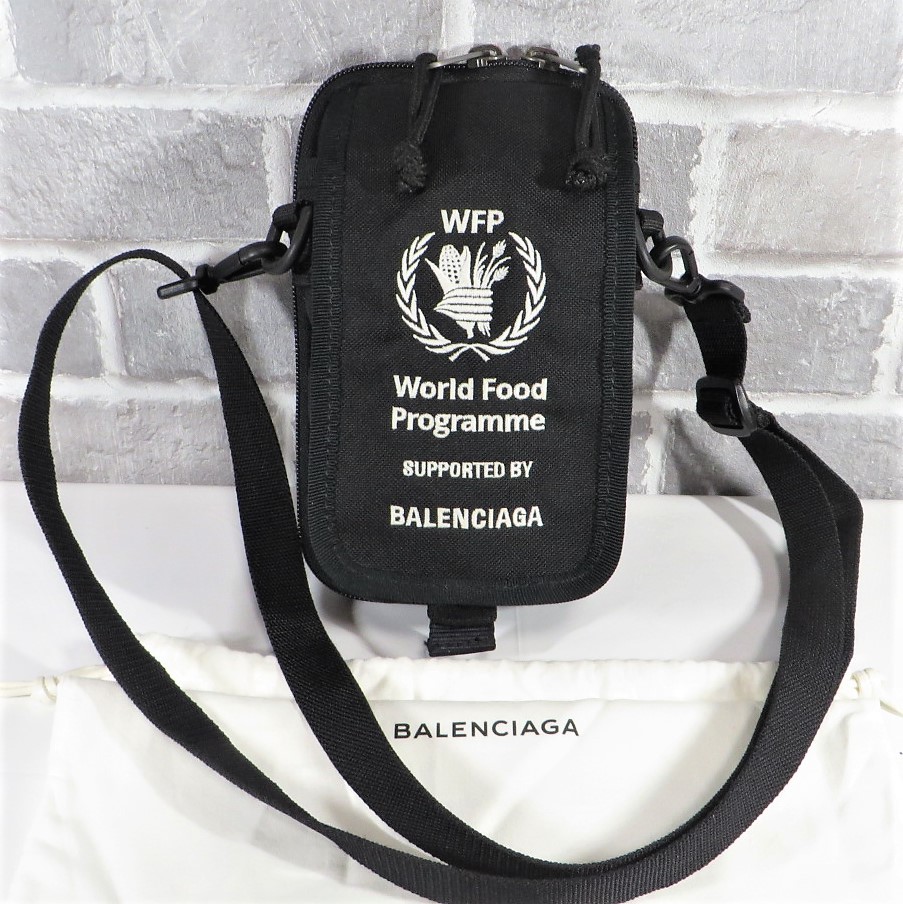 バレンシアガ WFPコラボ Explorer ミニ ショルダー 定価8.5万
